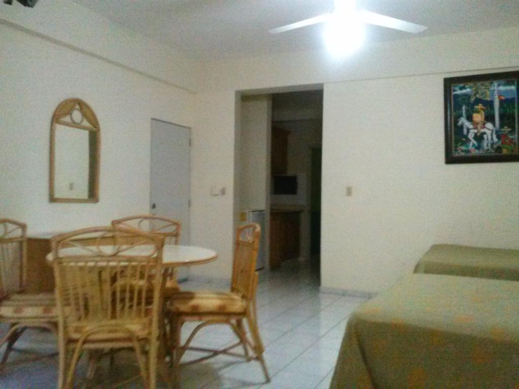 Apartahotel Jardines Metropolitanos Santiago De Los Caballeros Kamer foto