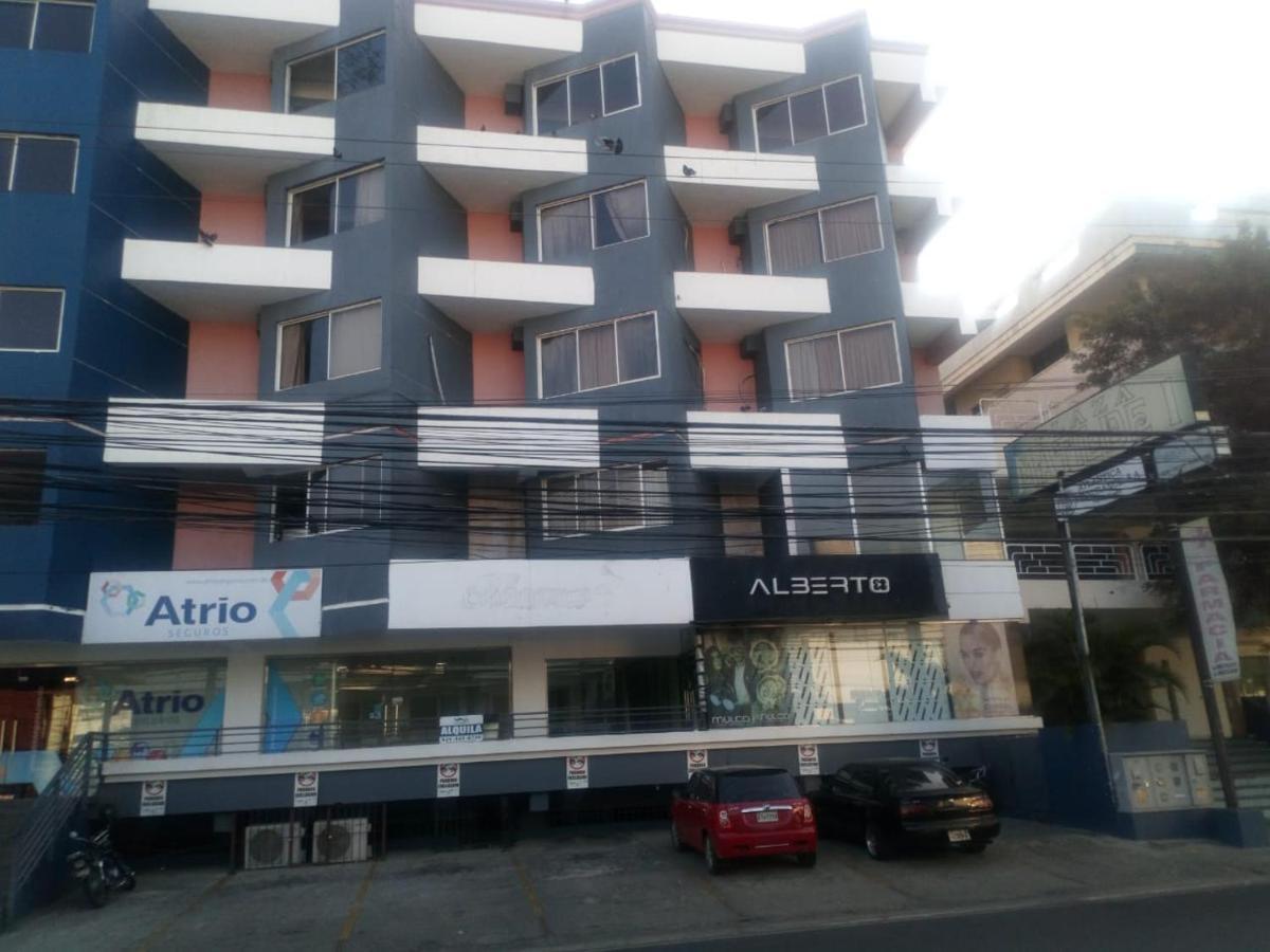 Apartahotel Jardines Metropolitanos Santiago De Los Caballeros Buitenkant foto